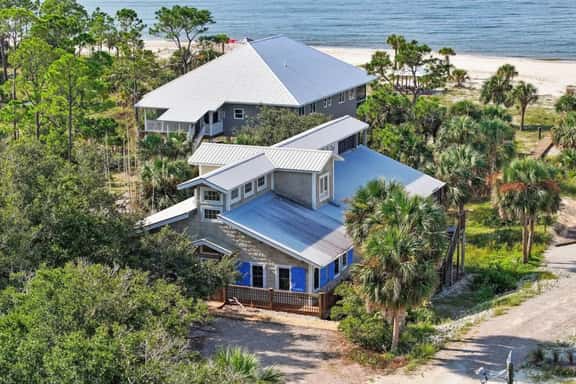 Secluded Palms - Charming Beachfront Cottage with private beach access on Indian Pass - Image 1