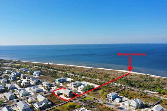 The Salty Parrot-Family Getaway, Steps to the Beach, Dog Friendly - Image 1
