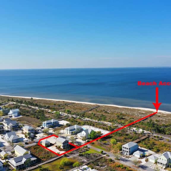 The Salty Parrot-Family Getaway, Steps to the Beach, Dog Friendly - Image 1